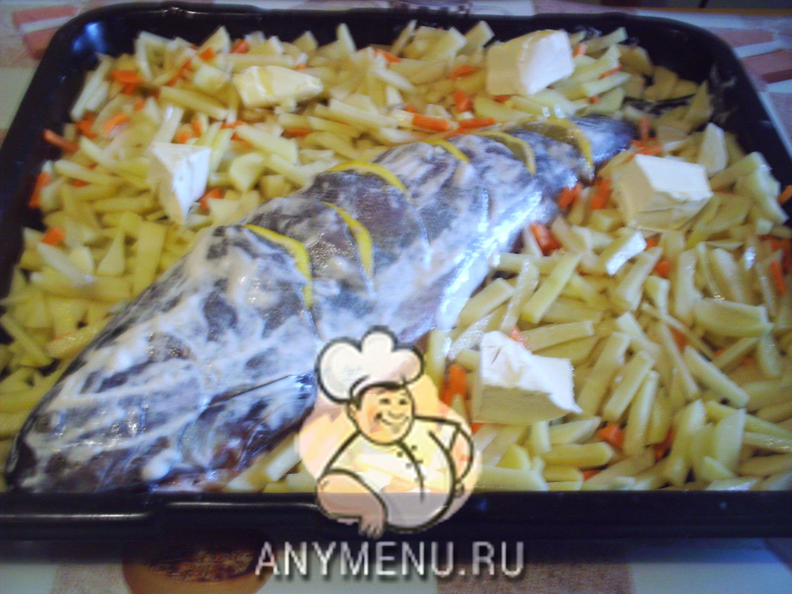 ryba-zapechenaya-s-limonom-i-kartofelem