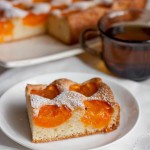 Бисквитный абрикосовый пирог3