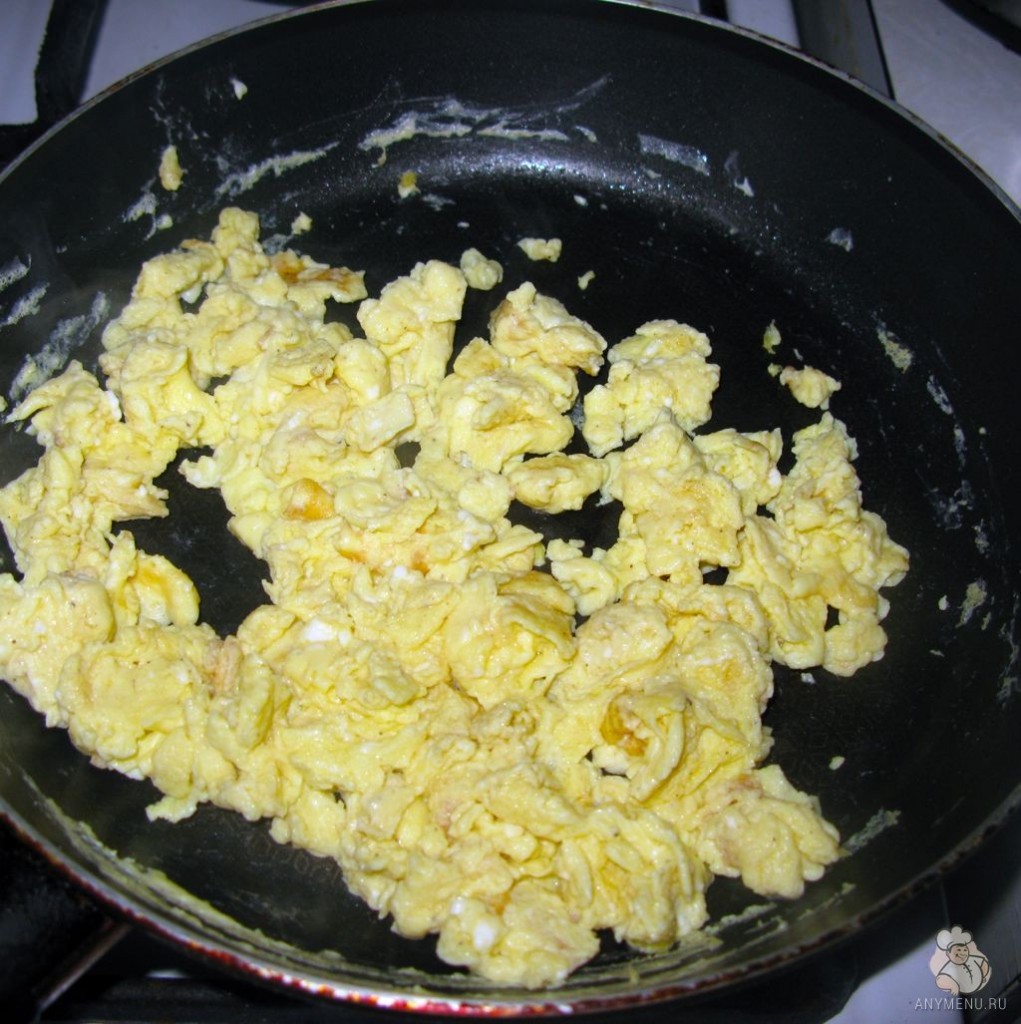 Яйца-скрэмбл на завтрак (5)
