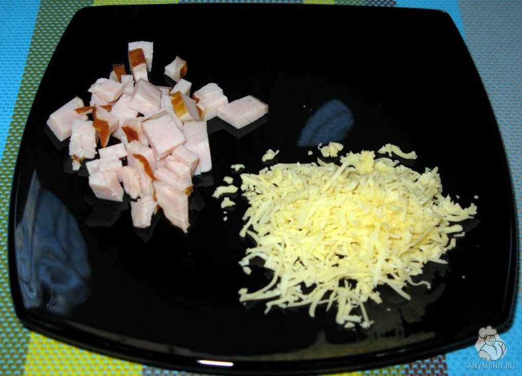 Горячие булочки с яйцом, сыром и ветчиной (1)