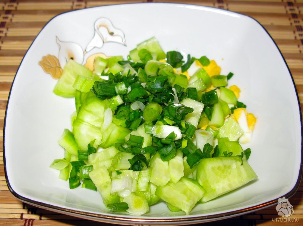Салат из зеленого лука  (2)