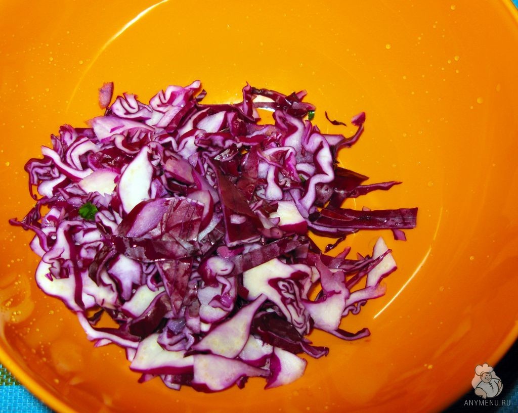 Салат из краснокочанной капусты с кукурузой (6)