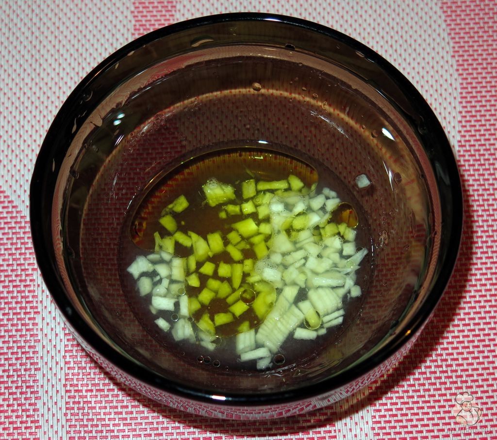 Салат из брокколи с чесночной заправкой (2)