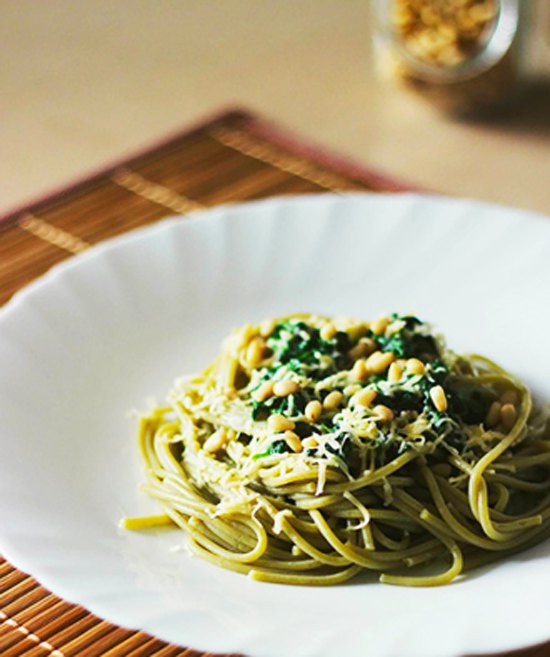 Спагетти со сливочно шпинатным соусом