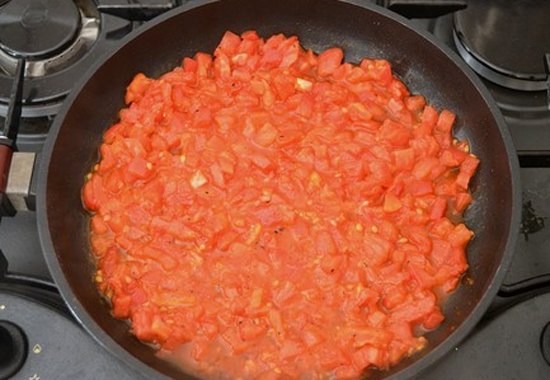 Запеченные баклажаны с помидорами и сыром (5)