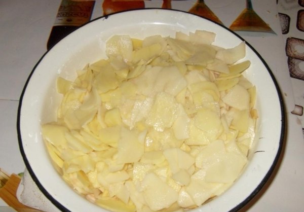 Картофель с майонезом и чесноком1