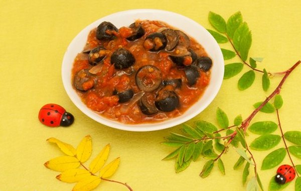 Томатный соус в домашних условиях с ароматными маслинами4