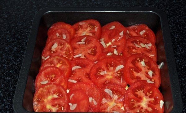 Баклажаны с помидорами и сыром5