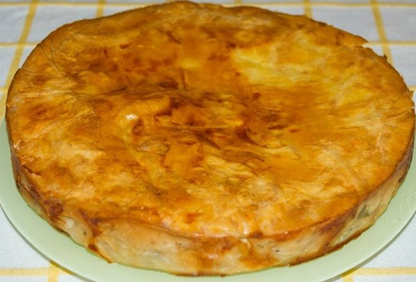 Пирог с сулугуни и зеленью5