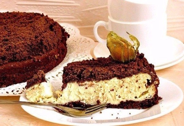 Шоколадно творожный пирог