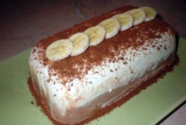 Шоколадно творожный десерт с бананом7