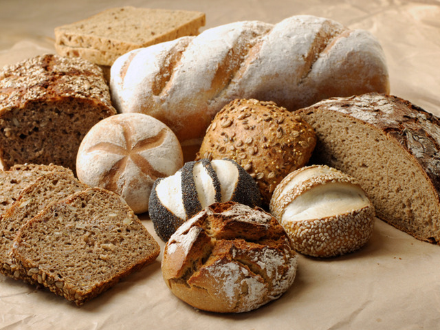 Правильная подача хлеба