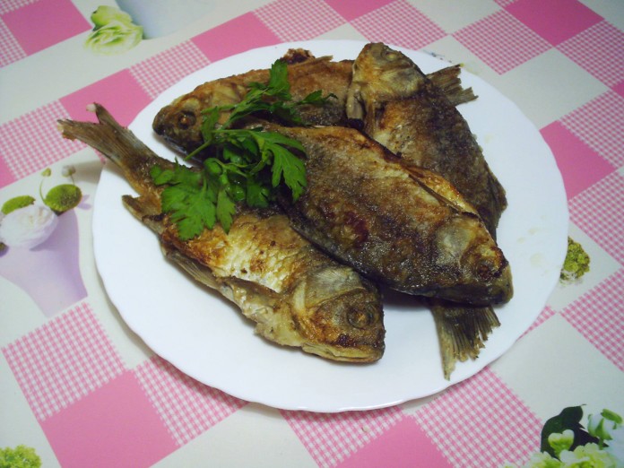 ryba-zharennaya