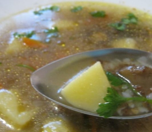 sup-gribnoj-s-grechnevoj-krupoj