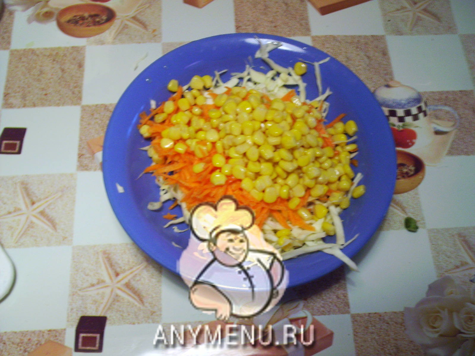 salat-iz-kapusty-i-morkovi-s-kukuruzoj