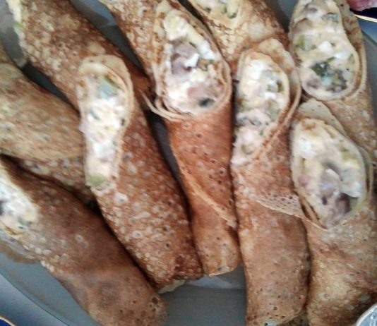 blini-s-salatom-iz-seldi