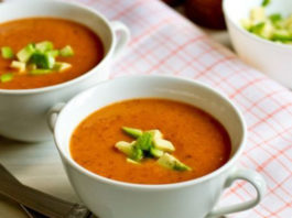 ostrii_sup_pure_iz_fasoli_s_avokado