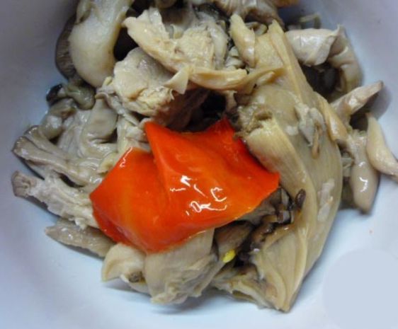 Рисовый суп с маринованными грибами и красной фасолью