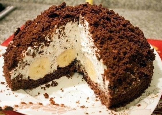 Шоколадный ПП торт с бананом и творожным кремом