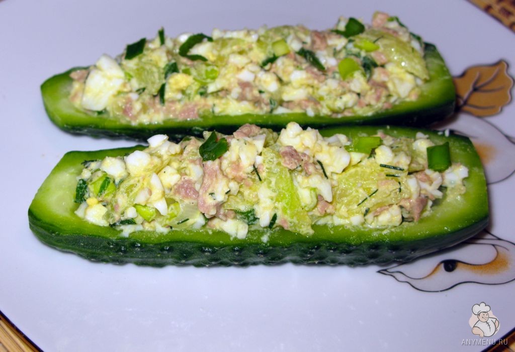 “Огуречные “лодочки” с печенью трески