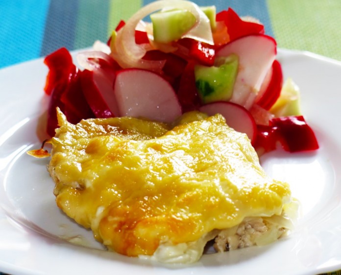 курица запеченная с луком и сыром. %D0%97%D0%B0%D0%BF%D0%B5%D1%87%D0%B5%D0%BD%D0%BD%D0%BE%D0%B5 %D0%BA%D1%83%D1%80%D0%B8%D0%BD%D0%BE%D0%B5 %D1%84%D0%B8%D0%BB%D0%B5 %D1%81 %D0%BB%D1%83%D0%BA%D0%BE%D0%BC %D0%B8 %D1%81%D1%8B%D1%80%D0%BE%D0%BC 1. курица запеченная с луком и сыром фото. курица запеченная с луком и сыром-%D0%97%D0%B0%D0%BF%D0%B5%D1%87%D0%B5%D0%BD%D0%BD%D0%BE%D0%B5 %D0%BA%D1%83%D1%80%D0%B8%D0%BD%D0%BE%D0%B5 %D1%84%D0%B8%D0%BB%D0%B5 %D1%81 %D0%BB%D1%83%D0%BA%D0%BE%D0%BC %D0%B8 %D1%81%D1%8B%D1%80%D0%BE%D0%BC 1. картинка курица запеченная с луком и сыром. картинка %D0%97%D0%B0%D0%BF%D0%B5%D1%87%D0%B5%D0%BD%D0%BD%D0%BE%D0%B5 %D0%BA%D1%83%D1%80%D0%B8%D0%BD%D0%BE%D0%B5 %D1%84%D0%B8%D0%BB%D0%B5 %D1%81 %D0%BB%D1%83%D0%BA%D0%BE%D0%BC %D0%B8 %D1%81%D1%8B%D1%80%D0%BE%D0%BC 1. Запеченное куриное филе с луком и сыром – простое и быстрое блюдо, готовится из доступных продуктов, а получается вкусным, сочным и ароматным. На гарнир можно подать овощной салат, картофель или макароны.