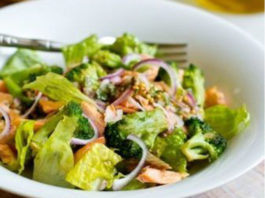 Салат из лосося с брокколи salat_iz_lososya_s_brokkoli