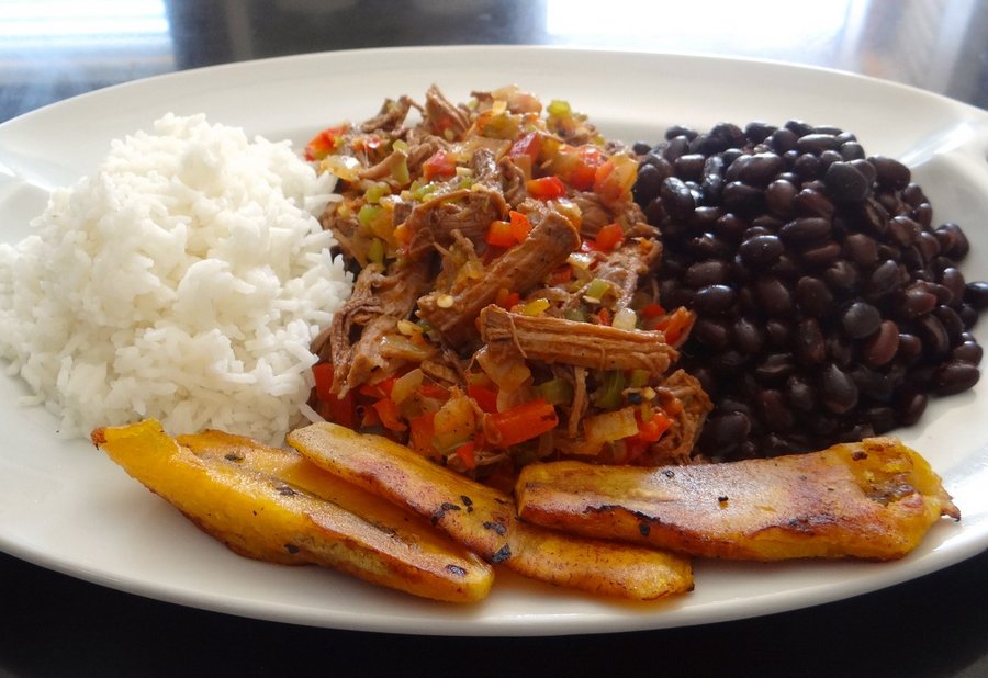 Кубинские рецепты. Пабеллин-Криольо. Венесуэла: пабелльон Криолло. Национальные блюда Венесуэлы. Пабельон блюдо Венесуэла.