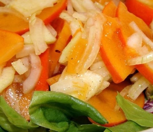 Салат из яблок и хурмы salat-iz-yablok-i-xurmy