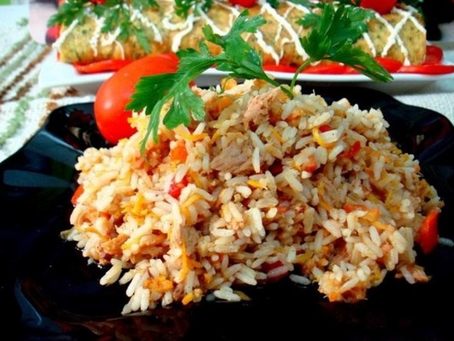 Рис с консервированным тунцом рецепт с фото, как приготовить на paraskevat.ru