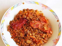 chechevica-s-kopchenymi-rebryshkami