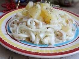 salat-ananasovyj-kalmar