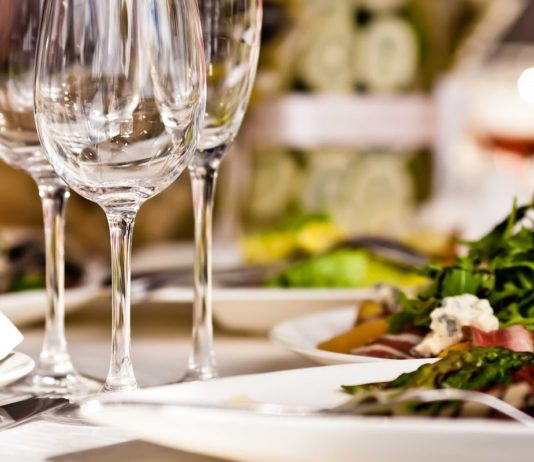 banketnoe_menu-servirovka